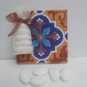 Mattonella con 5 confetti a caramella